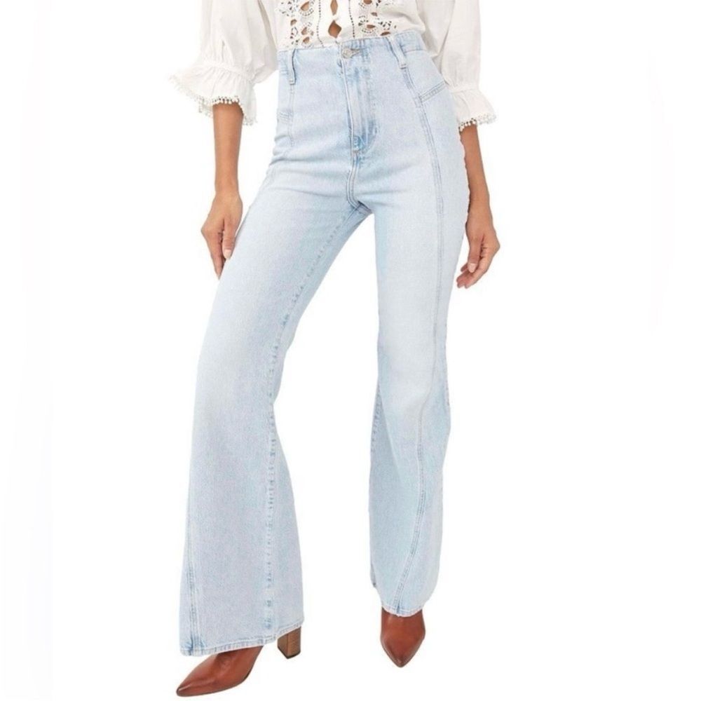 Free People Florence Light Wash High Rise Boho Flare Jeans Women’s Size 32
